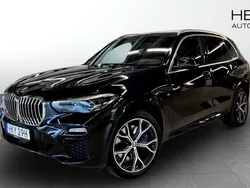 Svart (black) Begagnad 2020 BMW X5 M Sport SUV | 649 900 kr (Marknadspris)