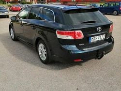 Blå Begagnad 2011 Toyota Avensis Business Edition Kombi | 42 000 kr (Marknadspris)