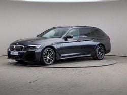 Grå (s) Begagnad 2024 BMW 530e M Sport Kombi | 509 000 kr (Dyr)