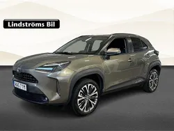 Grön Begagnad 2023 Toyota Yaris Cross Style SUV | 279 900 kr (Marknadspris)