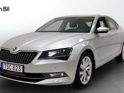 Silver Begagnad 2017 Skoda Superb Style Halvkombi | 199 900 kr (Marknadspris)