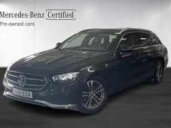 Grå (grey) Begagnad 2022 Mercedes E220 Kombi | 389 900 kr (Marknadspris)