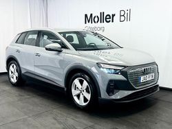 Grå (kiselgrå) Begagnad 2022 Audi Q4 e-tron Proline SUV | 379 900 kr (Bra pris)