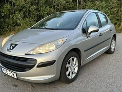 Silver Begagnad 2008 Peugeot 207 Halvkombi | 24 000 kr (Bra pris)