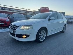 Vit Begagnad 2011 VW Passat Sportline Kombi | 59 934 kr (Dyr)
