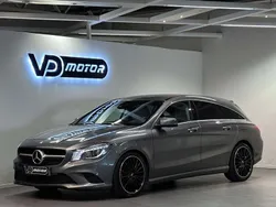 Mörkgrå Begagnad 2015 Mercedes CLA220 Exclusive Sedan | 159 700 kr (Marknadspris)