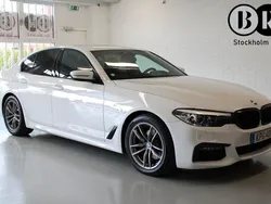 Vit Begagnad 2019 BMW 520 M Sport Sedan | 359 900 kr (Marknadspris)