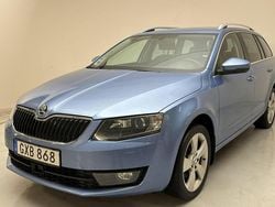 Blå Begagnad 2015 Skoda Octavia Elegance Kombi | 83 000 kr (Superpris)