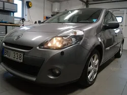 Grå Begagnad 2013 Renault Clio IV Halvkombi | 27 500 kr