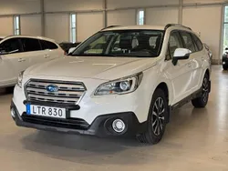 Vit Begagnad 2015 Subaru Outback SUV | 199 900 kr (Marknadspris)