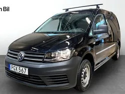 Svart (deep black pärleffekt) Begagnad 2017 VW Caddy Maxi Comfortline Minibuss | 159 900 kr