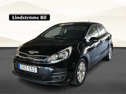 Svart Begagnad 2015 Kia Rio Halvkombi | 85 000 kr (Marknadspris)