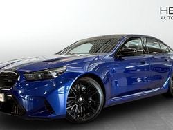 Blå (blue) Begagnad 2025 BMW M5 Comfort Edition Sedan | 1 429 700 kr