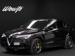 Svart Begagnad 2019 Alfa Romeo Stelvio Quadrifoglio SUV | 519 800 kr