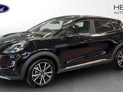 Svart (black) Begagnad 2021 Ford Puma Titanium Halvkombi | 209 000 kr (Marknadspris)