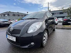 Svart Begagnad 2008 Toyota Yaris Halvkombi | 34 999 kr (Marknadspris)
