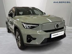 Grön Begagnad 2023 Volvo XC40 Plus SUV | 449 500 kr