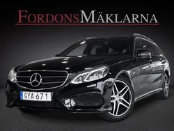Obsidiansvart metallic Begagnad 2015 Mercedes E220 AMG Kombi | 219 900 kr (Lite dyr)