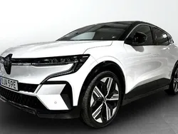 Vit (grey) Begagnad 2024 Renault Mégane SE SUV | 409 900 kr