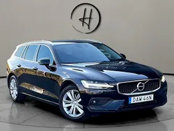 Svart Begagnad 2020 Volvo V60 SE Kombi | 189 900 kr (Dyr)