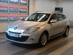 Silver Begagnad 2011 Renault Mégane GrandTour Kombi | 44 900 kr (Marknadspris)