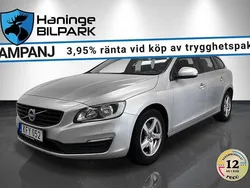 Silver Begagnad 2015 Volvo V60 Kinetic Kombi | 139 900 kr (Marknadspris)