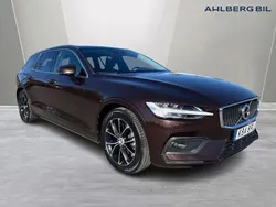 Begagnad 2021 Volvo V60 Momentum Kombi | 274 500 kr (Marknadspris)