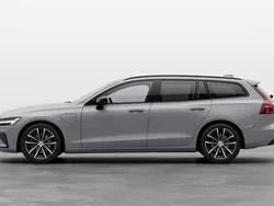 Grå Ny 2024 Volvo V60 Plus Kombi | 549 800 kr (Lite dyr)