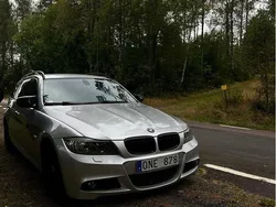 Grå Begagnad 2010 BMW 325 Comfort Edition Kombi | 129 000 kr (Dyr)