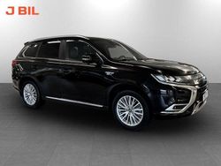 Svart Begagnad 2019 Mitsubishi Outlander P-HEV SUV | 264 900 kr (Marknadspris)