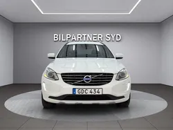 Vit Begagnad 2014 Volvo XC60 Momentum SUV | 159 900 kr (Marknadspris)