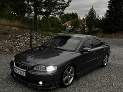 Grå Begagnad 2007 Volvo S60 Sedan | 132 000 kr (Dyr)