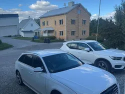 Vit Begagnad 2014 Audi A4 S-Line Kombi | 88 000 kr (Bra pris)