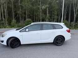 Vit Begagnad 2013 Opel Astra Enjoy Kombi | 59 500 kr (Marknadspris)