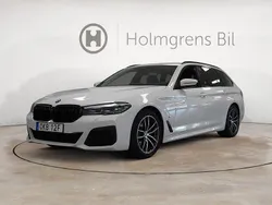 Vit Begagnad 2020 BMW 520 M Sport Kombi | 279 800 kr (Marknadspris)