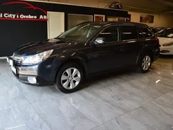 Mörkgrå (grå) Begagnad 2012 Subaru Outback SUV | 74 900 kr (Marknadspris)