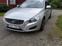 Grå Begagnad 2013 Volvo V60 Kombi | 93 500 kr (Bra pris)