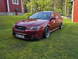 Röd Begagnad 2005 Subaru Legacy Kombi | 65 000 kr