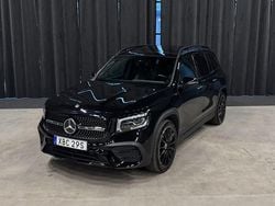 Svart Begagnad 2020 Mercedes GLB250 AMG SUV | 389 900 kr