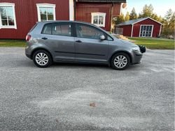 Grå Begagnad 2005 VW Golf Plus Cross Trendline Minibuss | 22 000 kr (Bra pris)