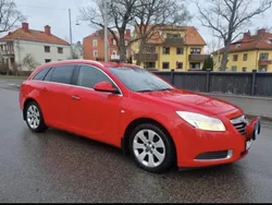 Röd Begagnad 2011 Opel Insignia Cosmo Kombi | 25 000 kr (Marknadspris)
