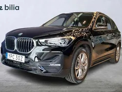Svart Begagnad 2021 BMW X1 Sport Line SUV | 329 900 kr (Marknadspris)
