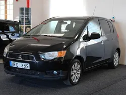 Svart Begagnad 2011 Mitsubishi Colt Halvkombi | 39 900 kr (Marknadspris)