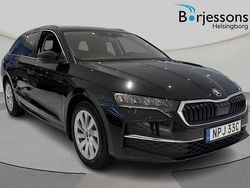 Svart Ny 2025 Skoda Octavia Selection Kombi | 359 900 kr (Marknadspris)