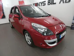 Röd Begagnad 2010 Renault Scénic III Minibuss | 39 900 kr (Bra pris)