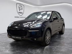 Svart Begagnad 2015 Porsche Cayenne SUV | 339 900 kr (Marknadspris)