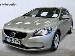 Brun Begagnad 2016 Volvo V40 Business Edition Kombi | 129 900 kr (Marknadspris)