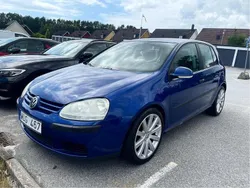 Blå Begagnad 2006 VW Golf V Trendline Halvkombi | 26 500 kr (Marknadspris)