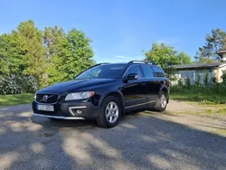 Svart Begagnad 2014 Volvo XC70 Momentum SUV | 140 000 kr (Marknadspris)