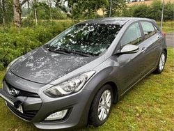 Grå Begagnad 2013 Hyundai i30 Sport Halvkombi | 50 000 kr (Bra pris)
